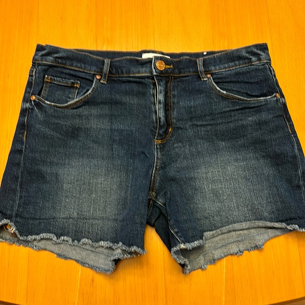 Women’s jean shorts